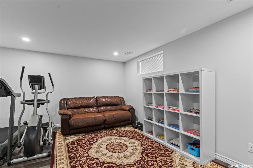 🏡 Rosewood 小户型独立屋出售-235 Rosewood Boul E # 68——林与唐地产 - 7